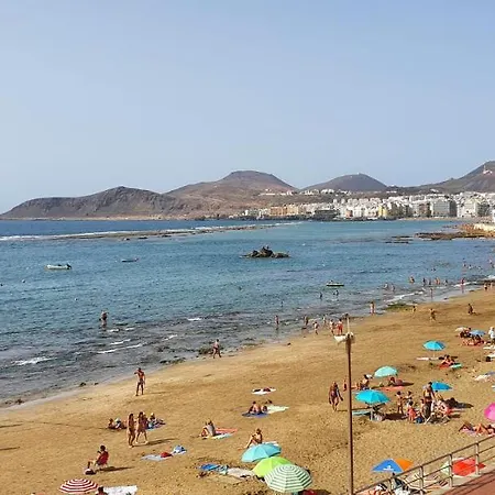 Isamaria Terraza Y Piscina En La Playa